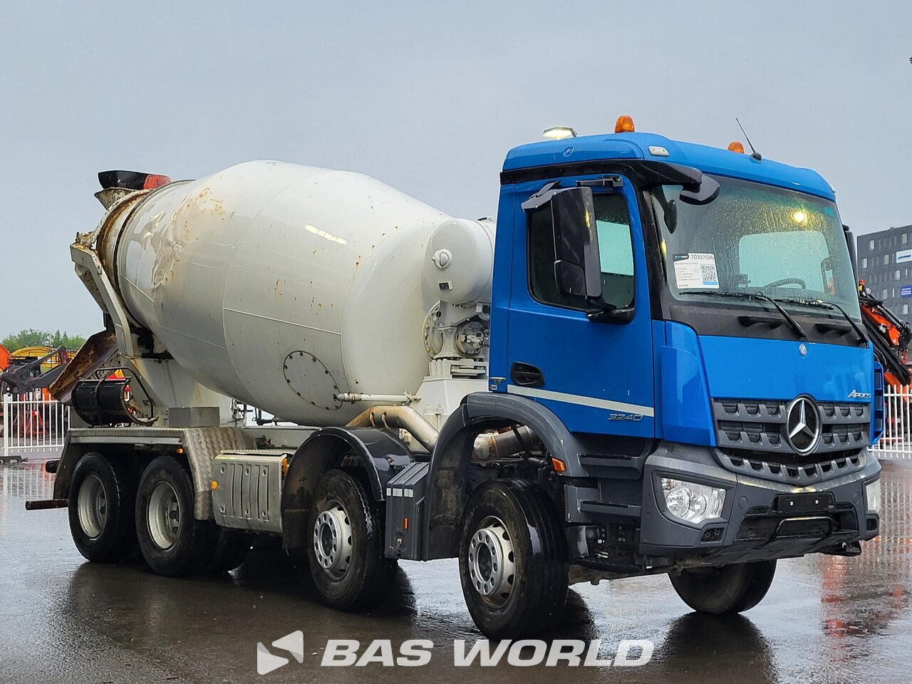 Other : Mercedes Arocs 3240 Camion hormigonera
