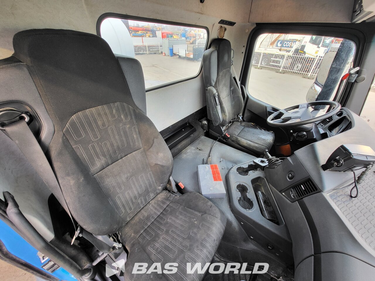 Other : Mercedes Arocs 3240 Camion malaxeur béton