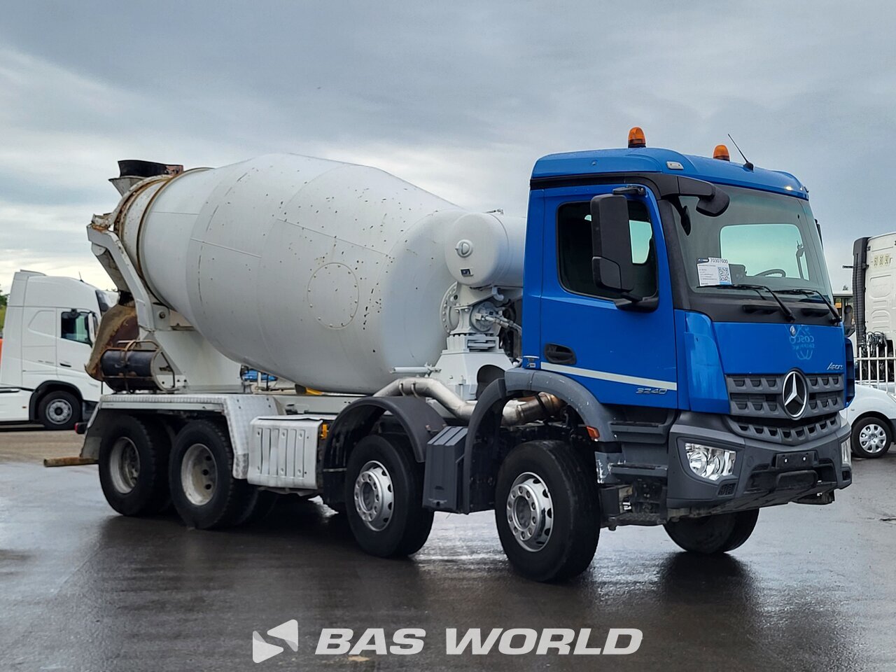 Other : Mercedes Arocs 3240 Camion malaxeur béton