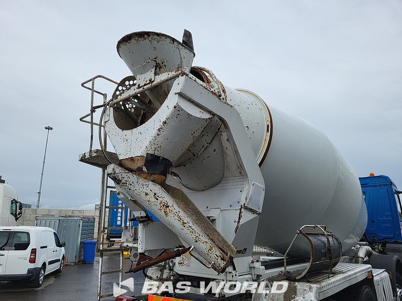 Other : Mercedes Arocs 3240 Camion malaxeur béton