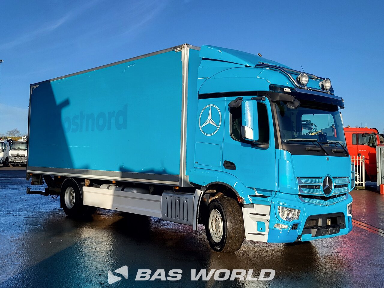 Other : Mercedes Actros 1824 شاحنة الجسم الصندوقي