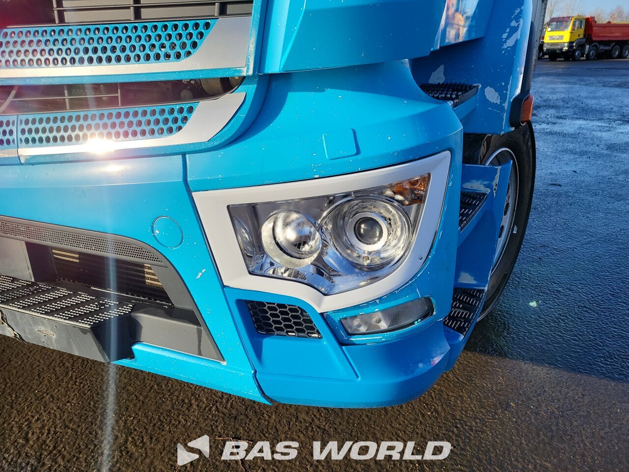 Other : Mercedes Actros 1824 شاحنة الجسم الصندوقي