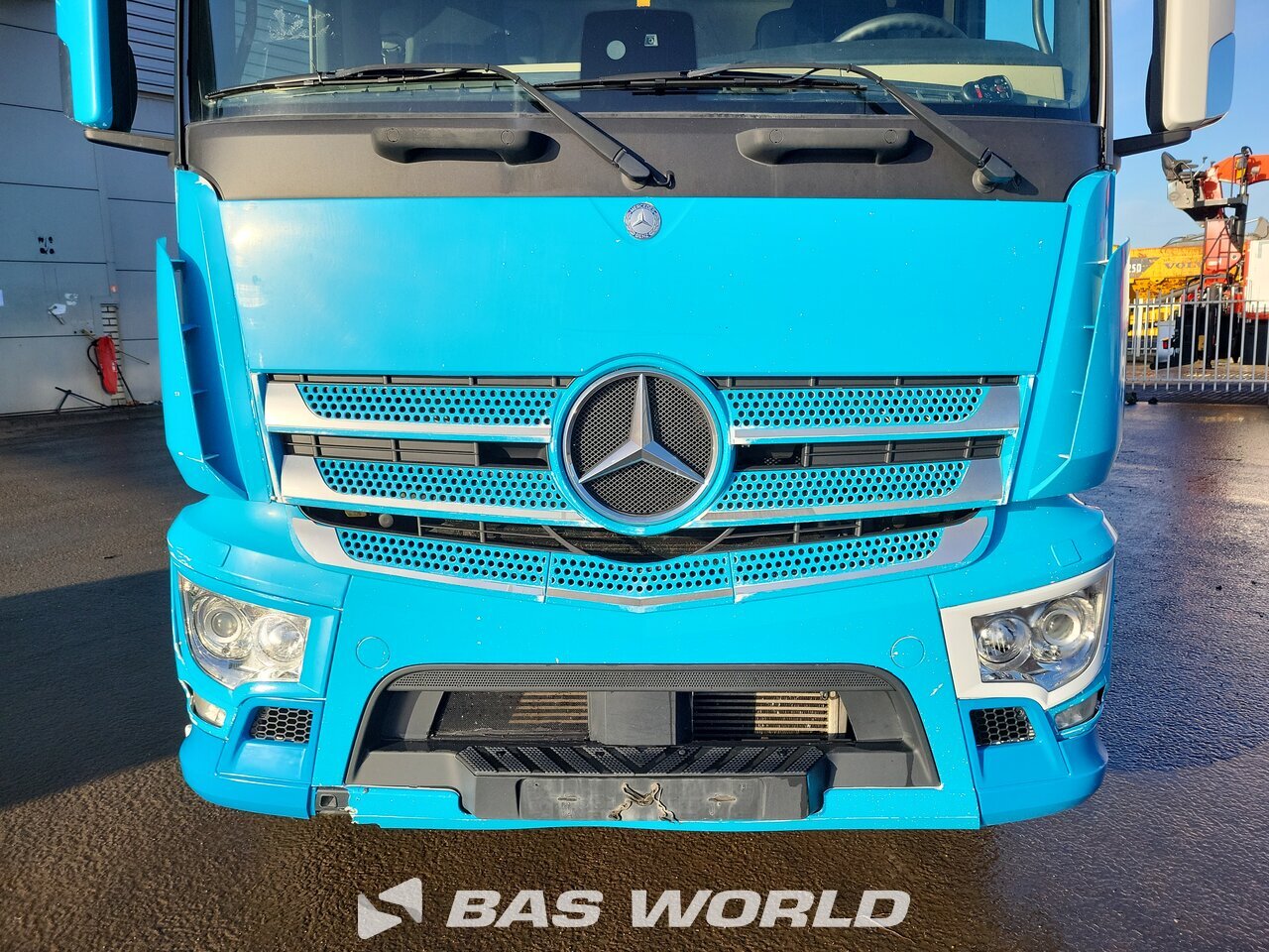 Other : Mercedes Actros 1824 شاحنة الجسم الصندوقي