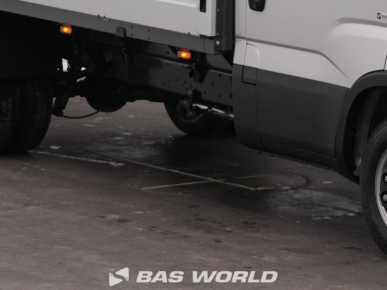 Other : Iveco Daily 35C21 مفتوح
