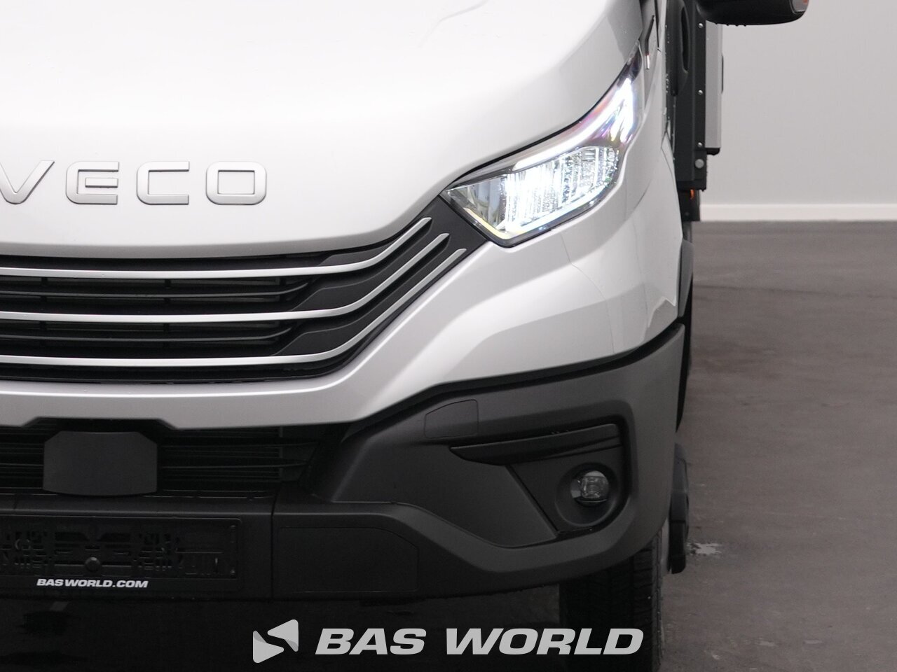 Other : Iveco Daily 35C21 مفتوح