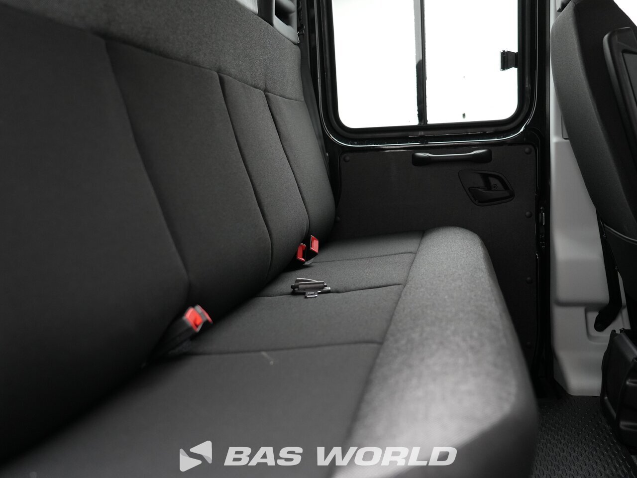 Other : Iveco Daily 35C21 Отворен
