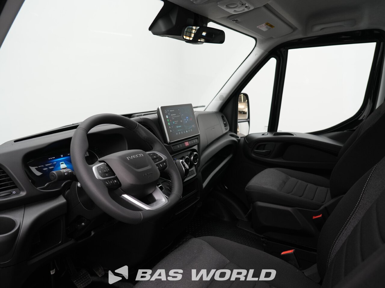 Other : Iveco Daily 35C21 Отворен