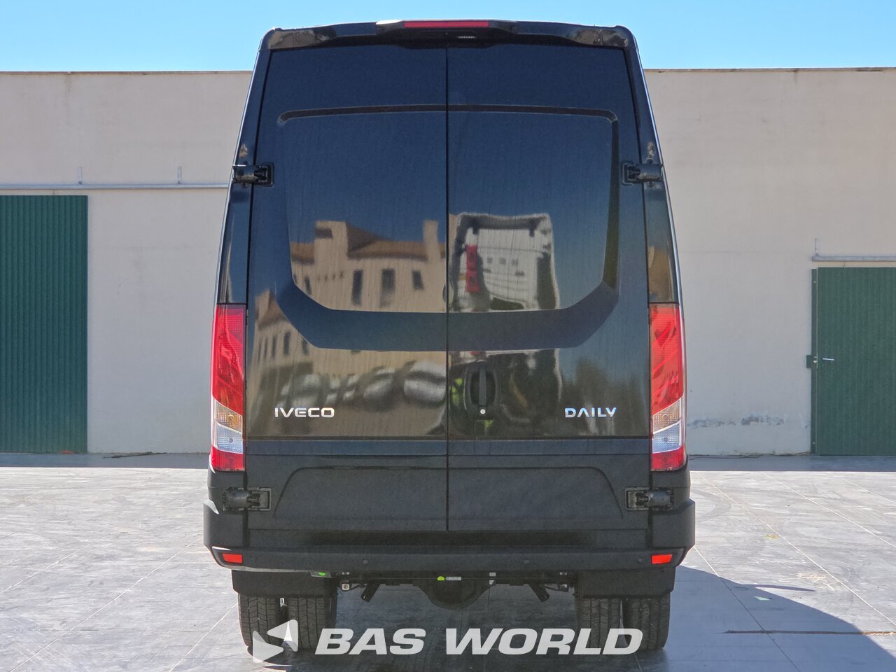 Other : Iveco Daily 35C21 Duba închisă