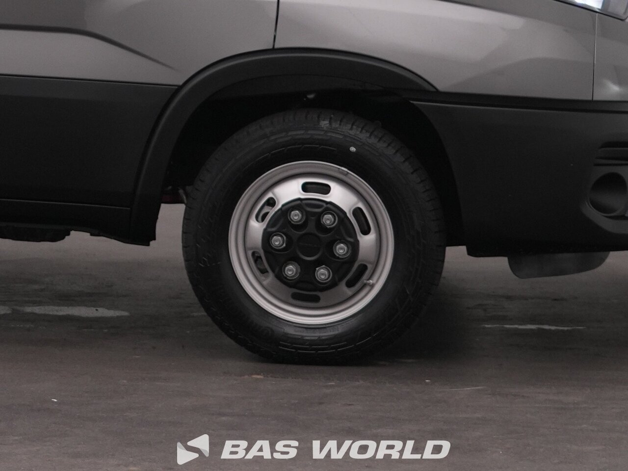 Other : Iveco Daily 35C21 Затворен ван