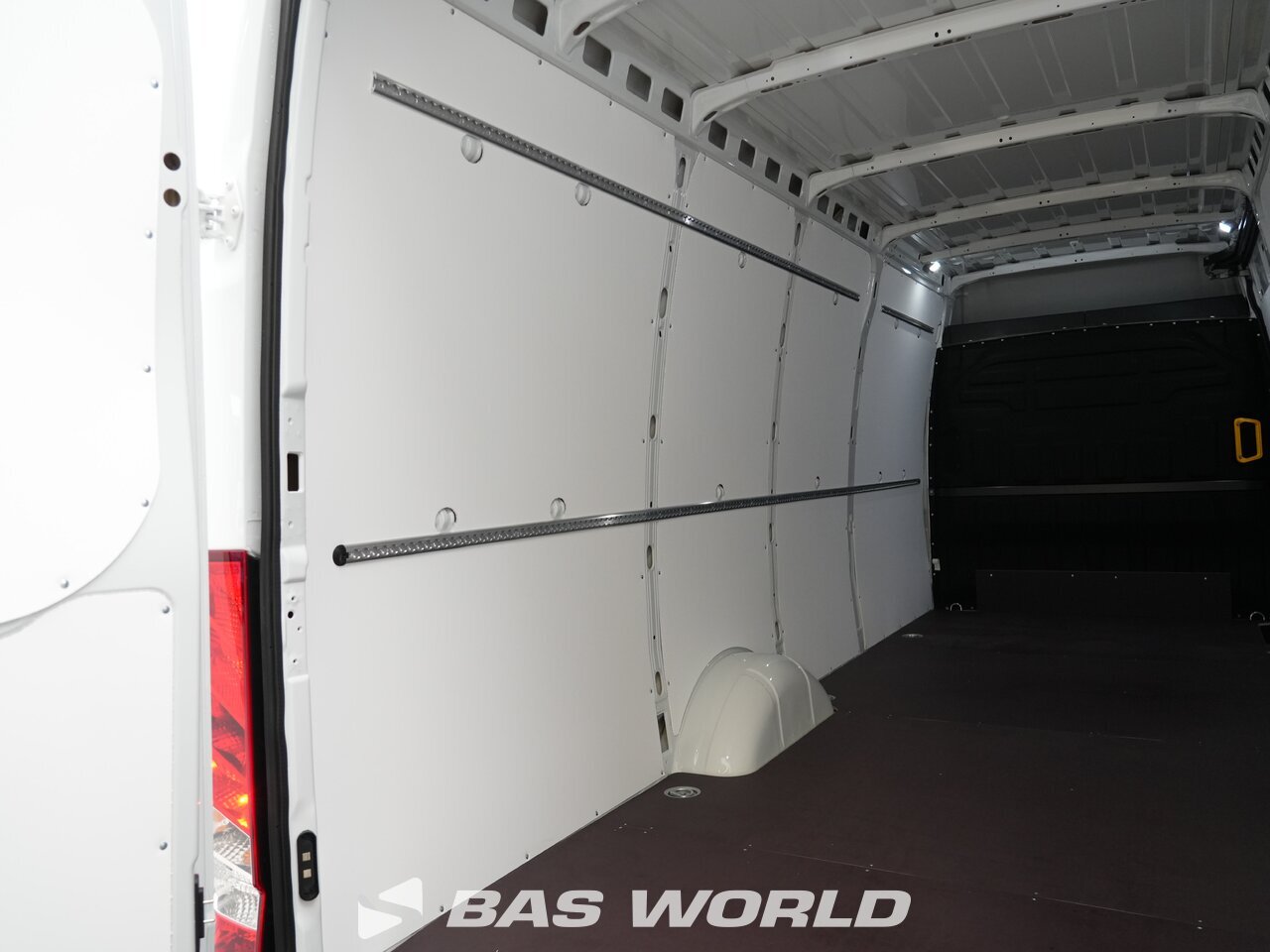 Other : Iveco Daily 35S18 Furgonetka