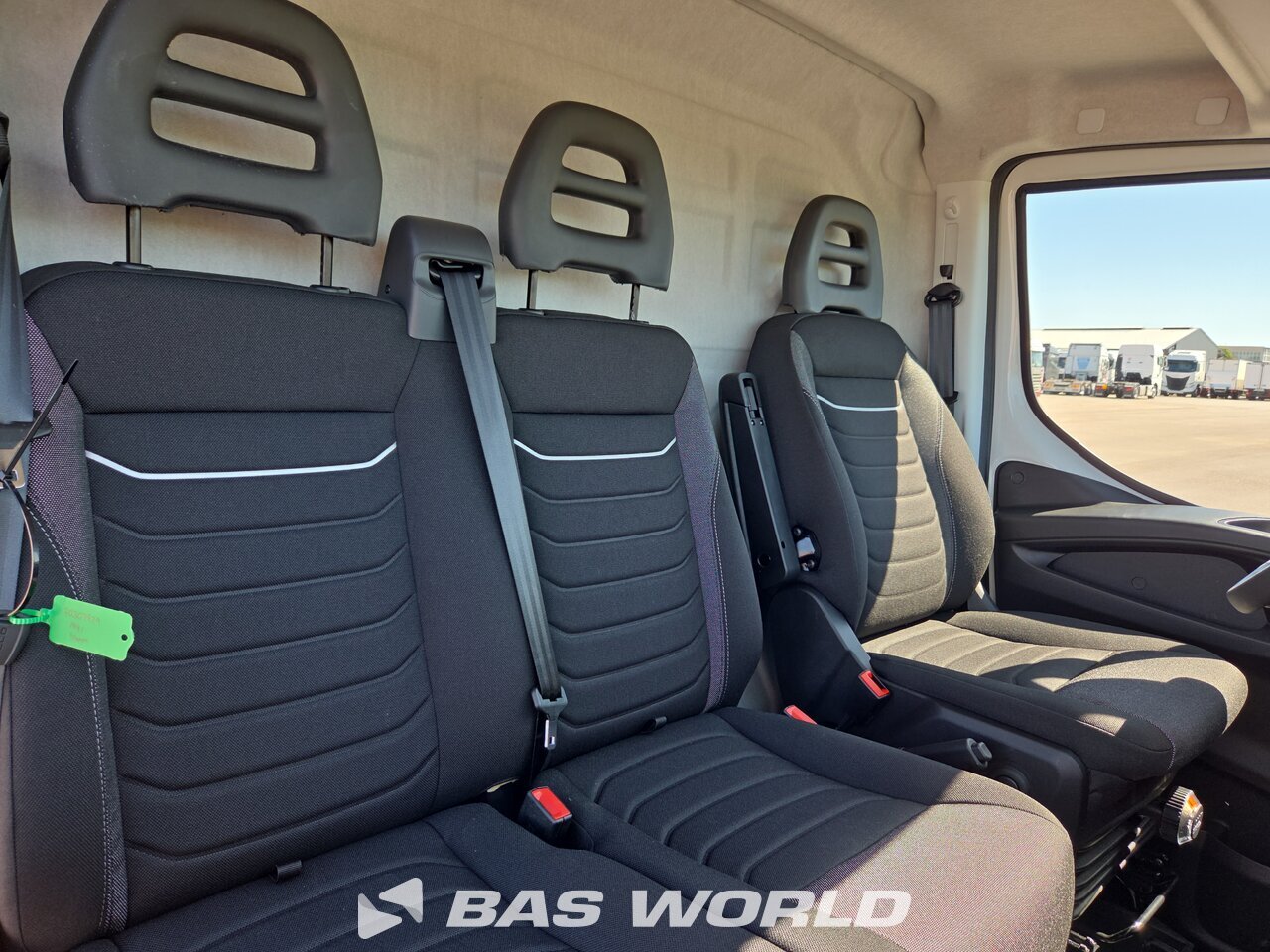 Other : Iveco Daily 35S18 Затворен ван