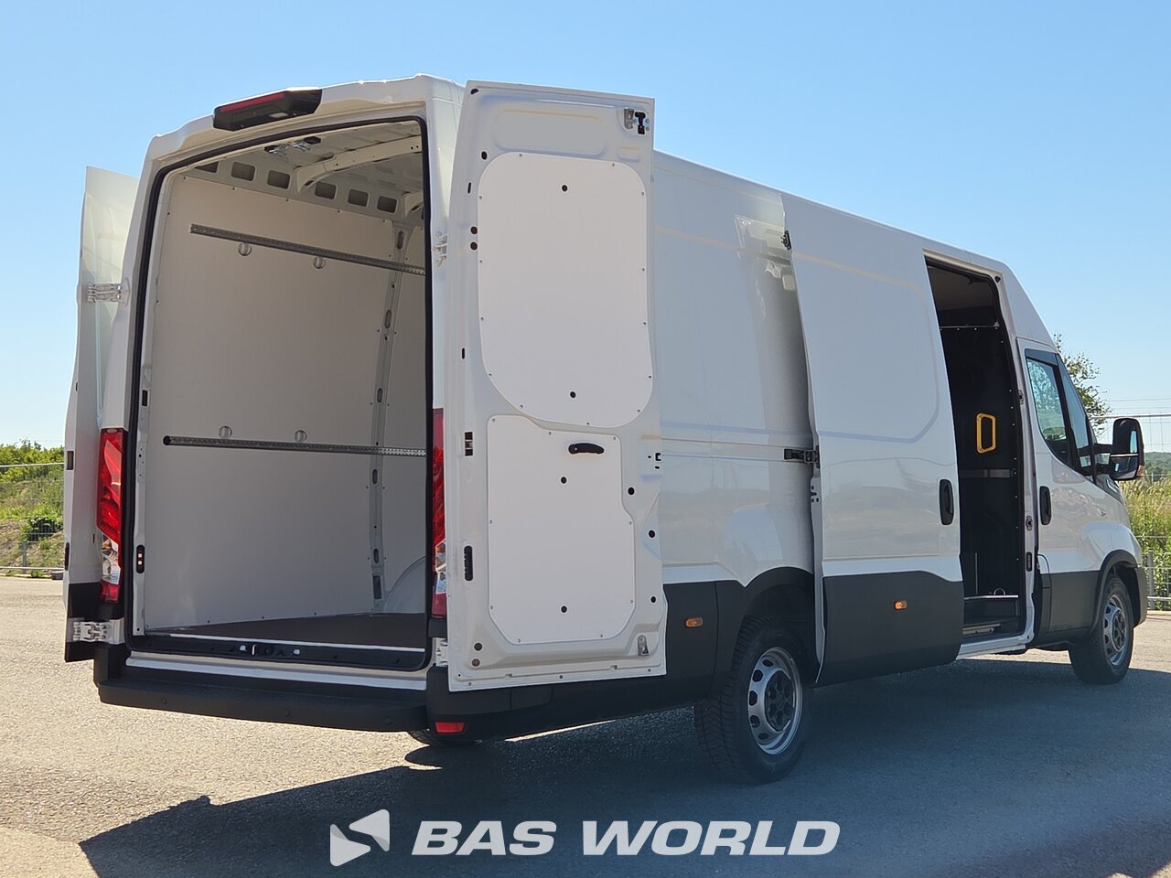 Other : Iveco Daily 35S18 Затворен ван