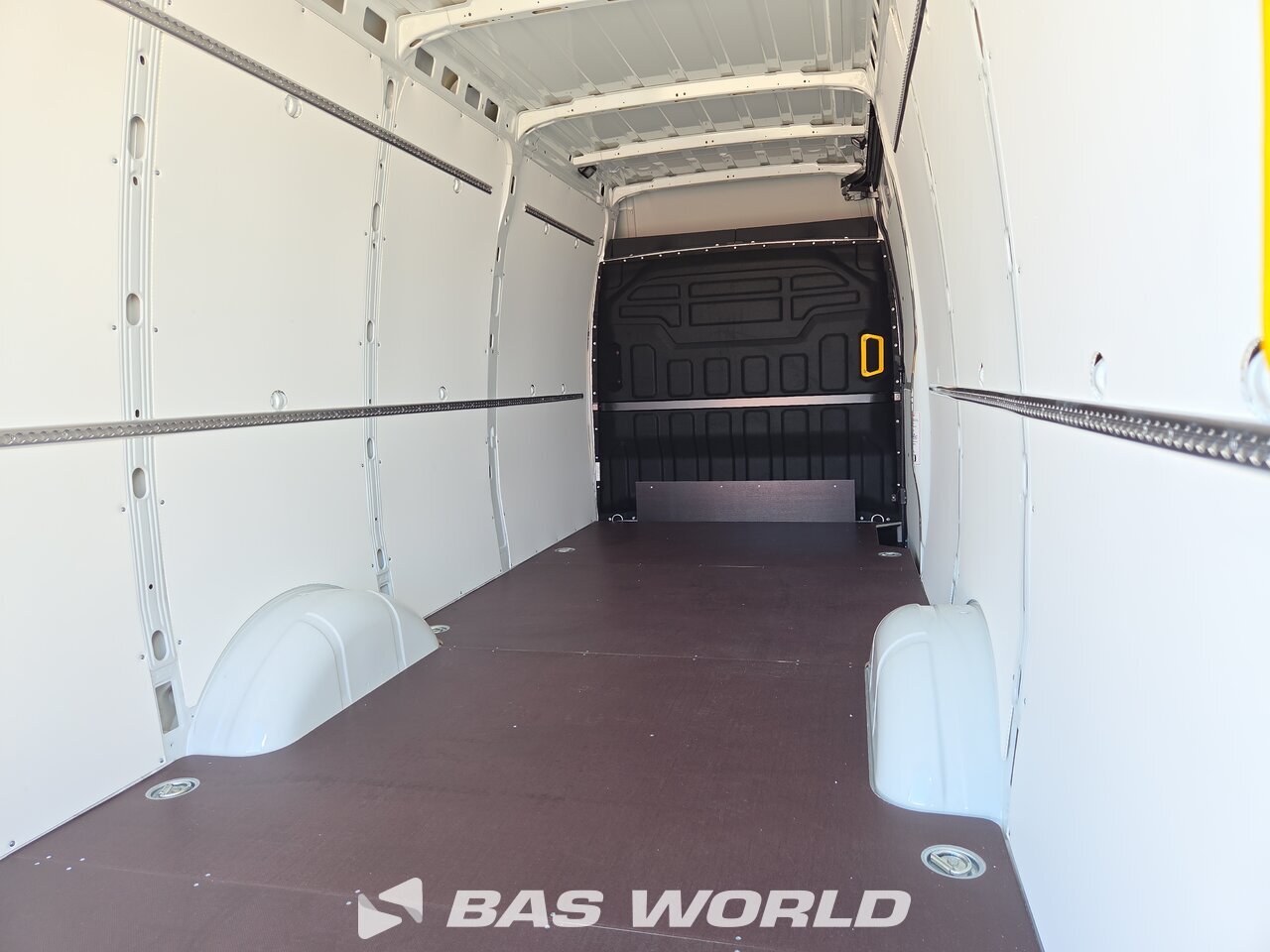 Other : Iveco Daily 35S18 Затворен ван