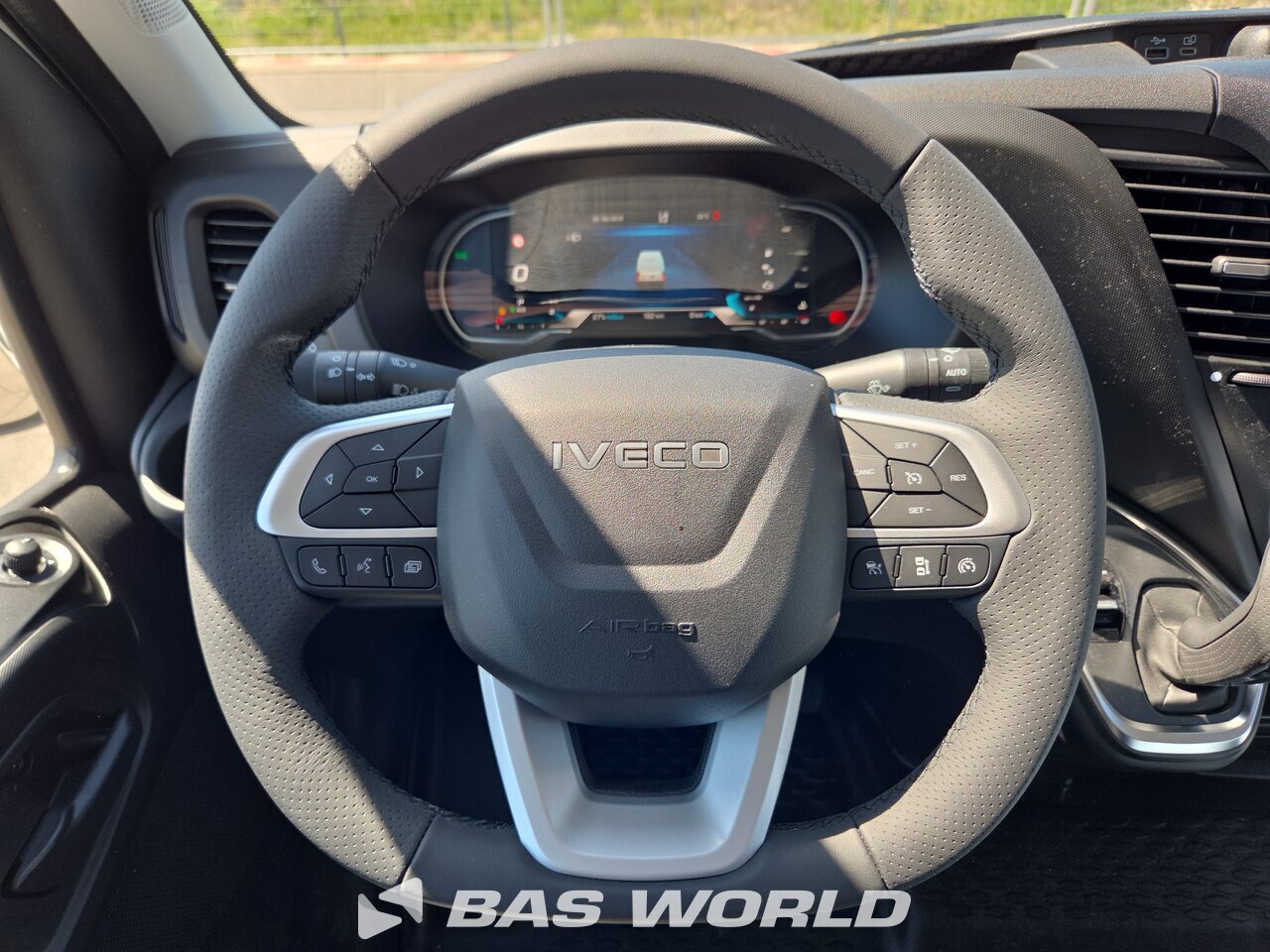 Other : Iveco Daily 35S18 Затворен ван