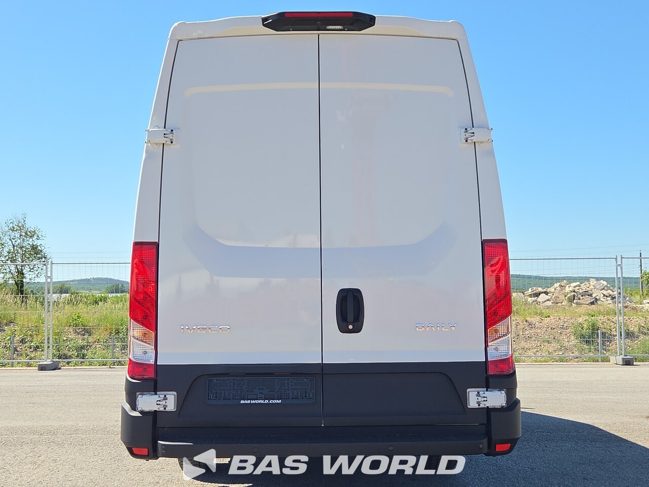 Other : Iveco Daily 35S18 Затворен ван