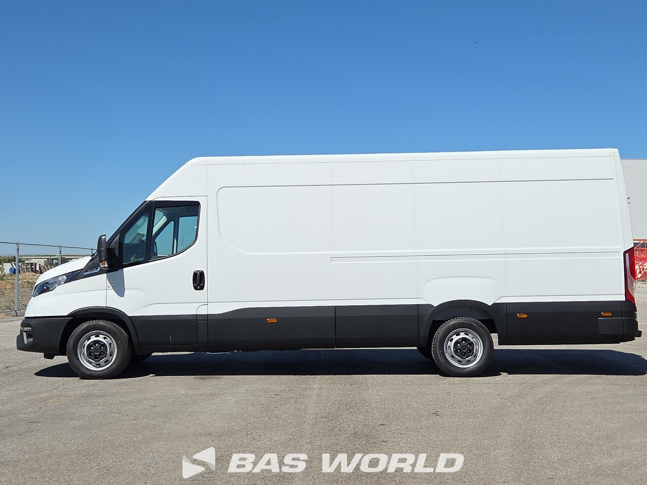 Other : Iveco Daily 35S18 Затворен ван