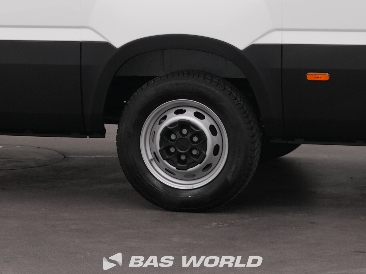 Other : Iveco Daily 35S18 закрыто