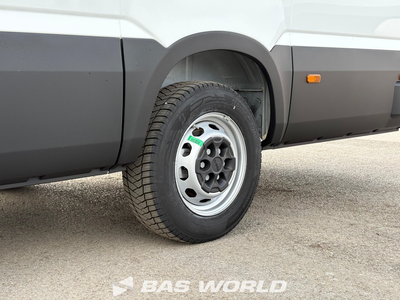 Other : Iveco Daily 35S18 Затворен ван