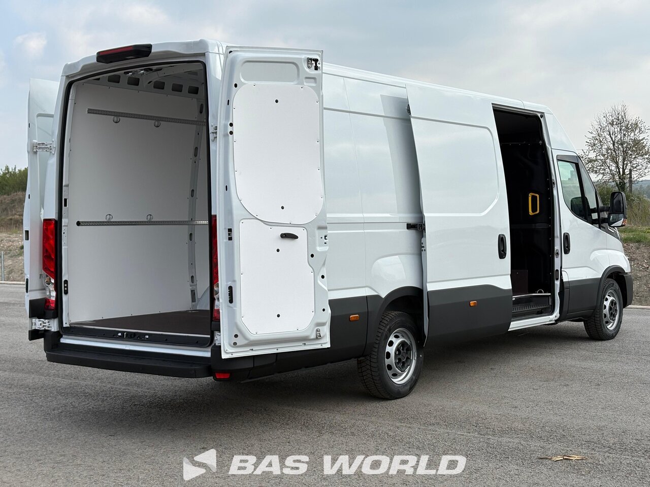 Other : Iveco Daily 35S18 Затворен ван