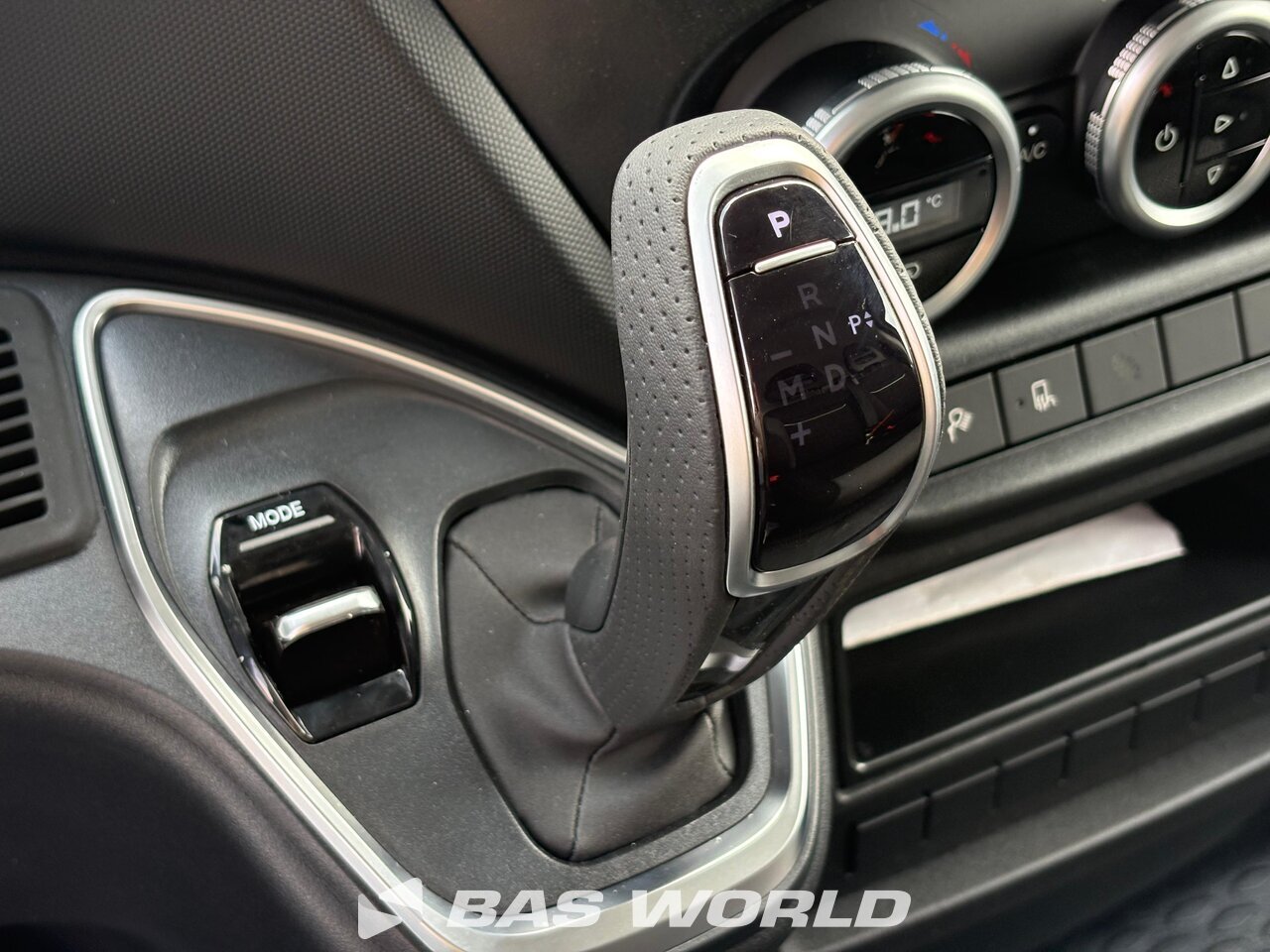Other : Iveco Daily 35S18 Затворен ван
