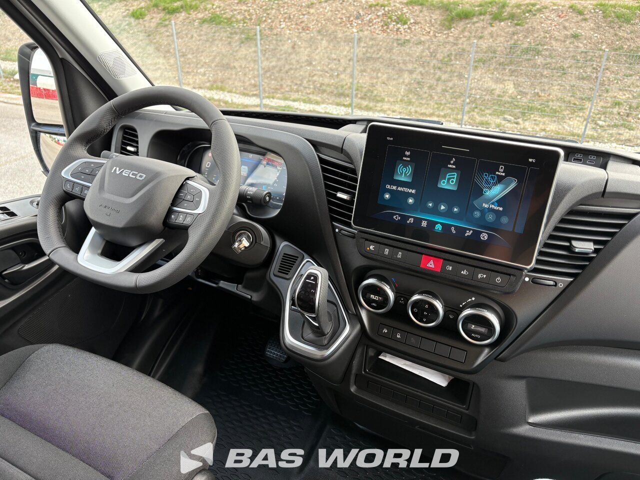 Other : Iveco Daily 35S18 Затворен ван