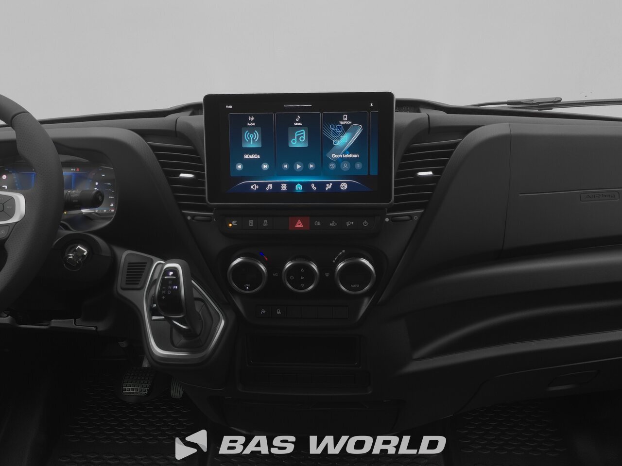 Other : Iveco Daily 35S18 شاحنة خفيفة بصندوق مغلق