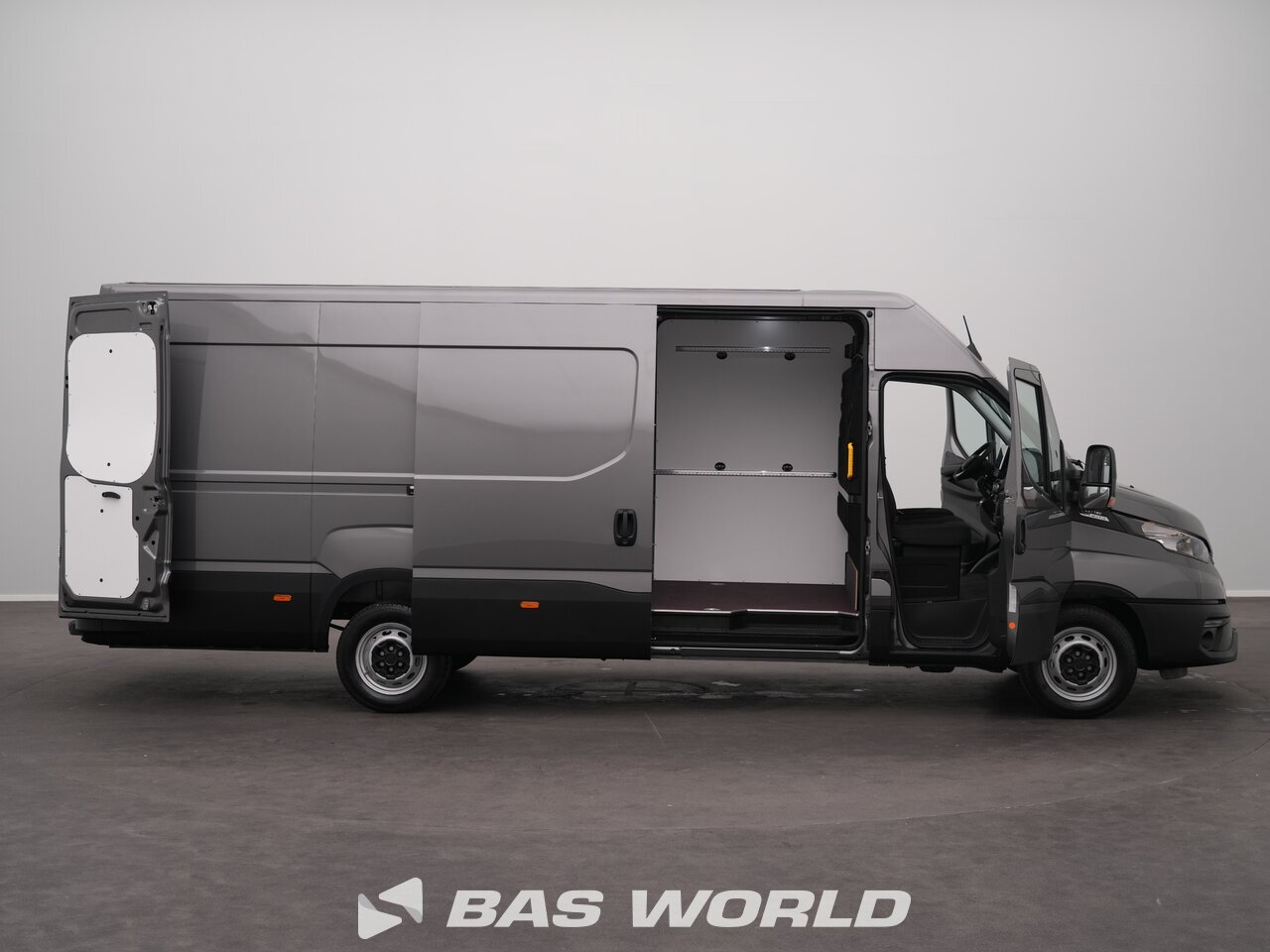 Other : Iveco Daily 35S18 شاحنة خفيفة بصندوق مغلق