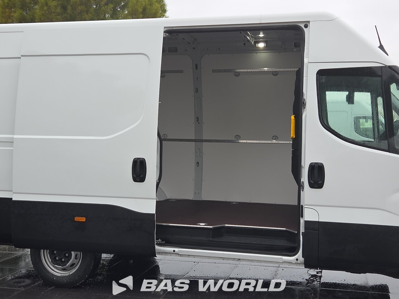 Other : Iveco Daily 35S18 Затворен ван