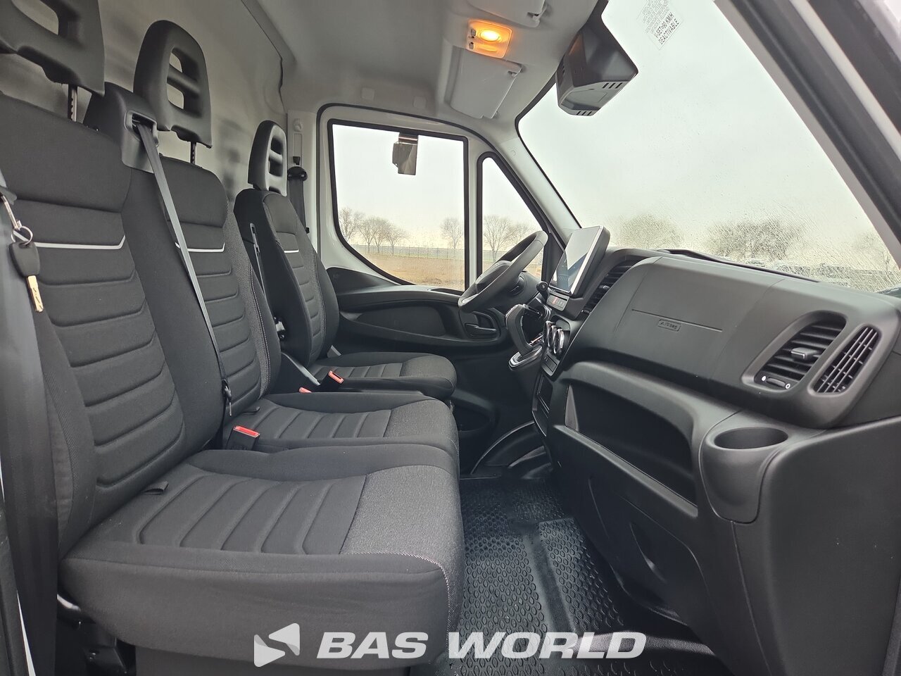 Other : Iveco Daily 35S18 Затворен ван