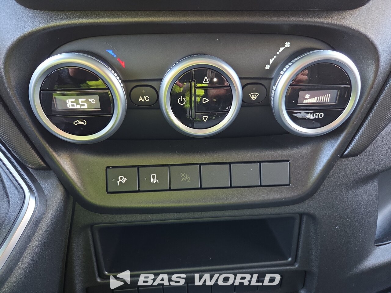 Other : Iveco Daily 35S18 Duba închisă