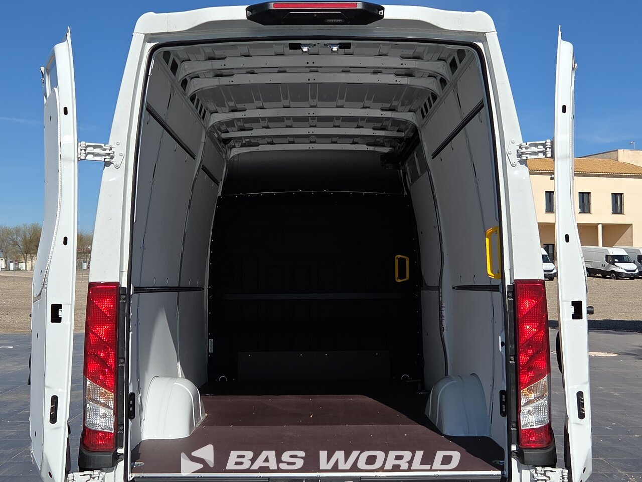 Other : Iveco Daily 35S18 Duba închisă