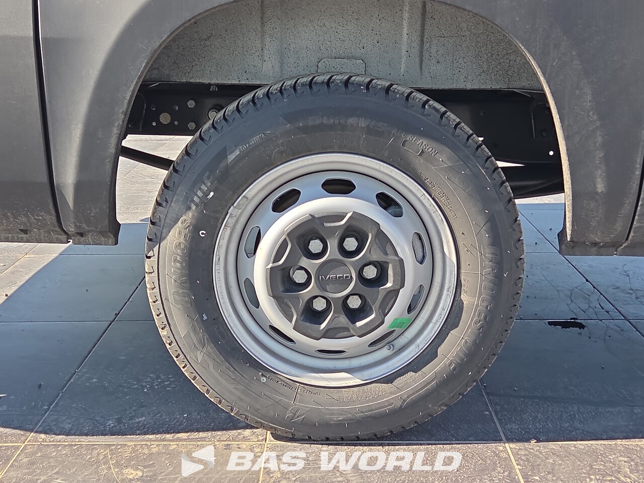 Other : Iveco Daily 35S18 Duba închisă