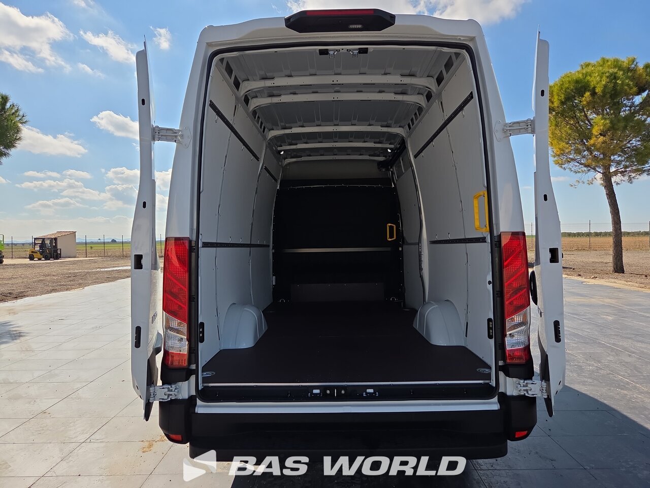 Other : Iveco Daily 35S18 Duba închisă