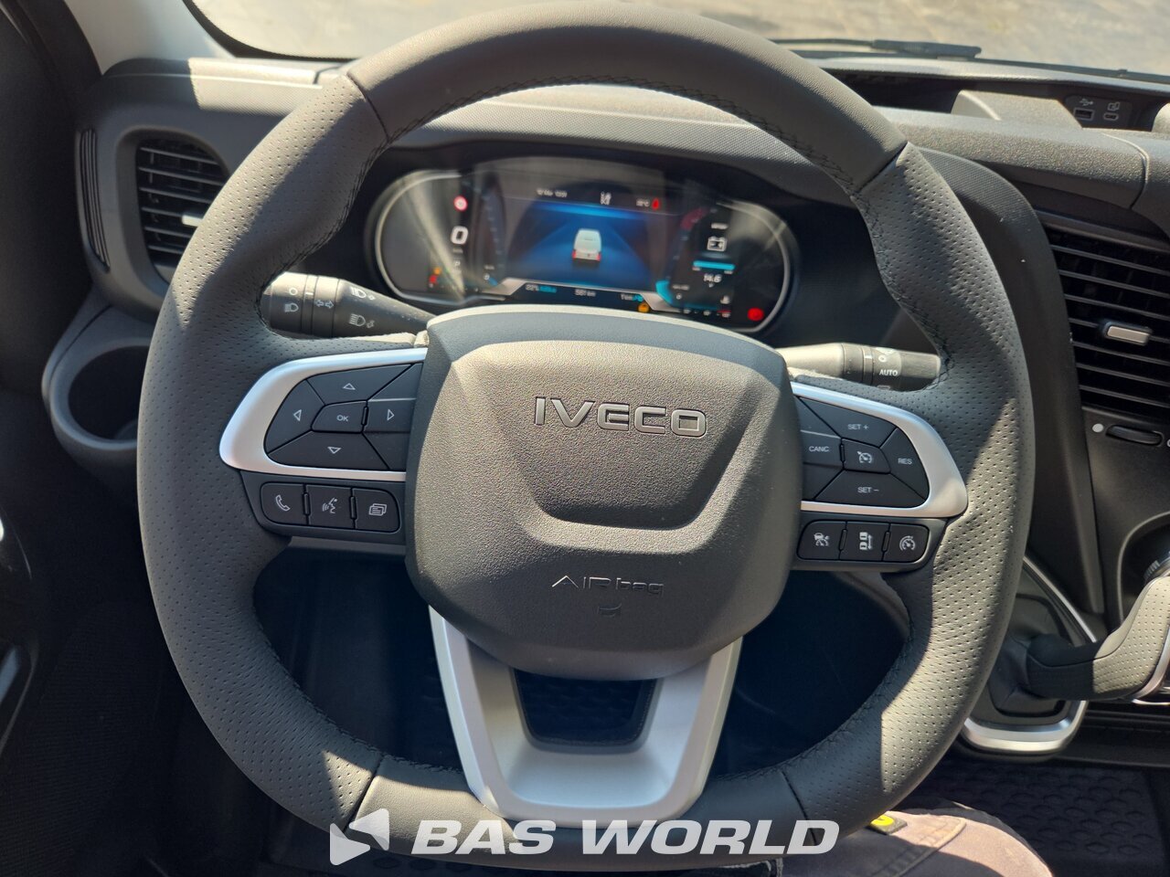 Other : Iveco Daily 35S18 Duba închisă