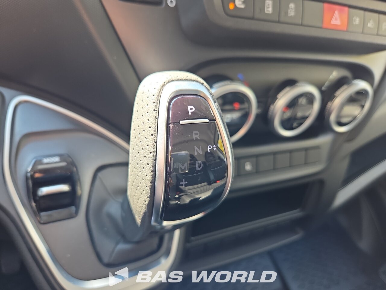 Other : Iveco Daily 35S18 Duba închisă