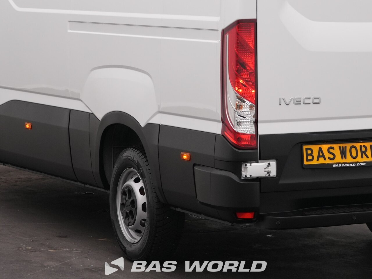 Other : Iveco Daily 35S18 Furgonetka