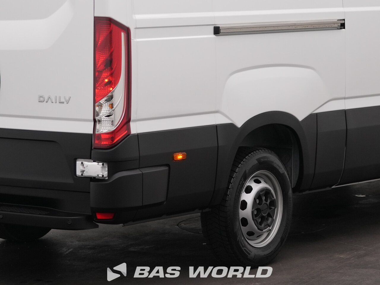 Other : Iveco Daily 35S18 Furgonetka