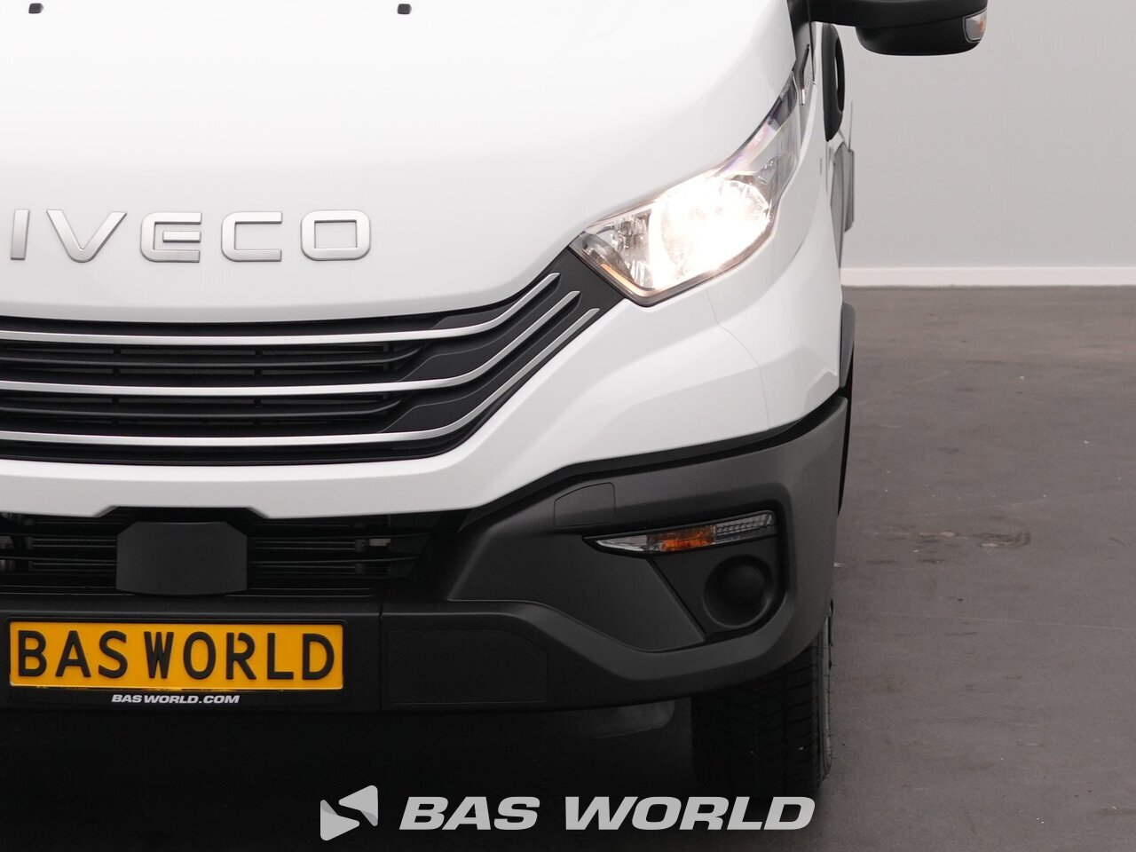 Other : Iveco Daily 35S18 Furgonetka