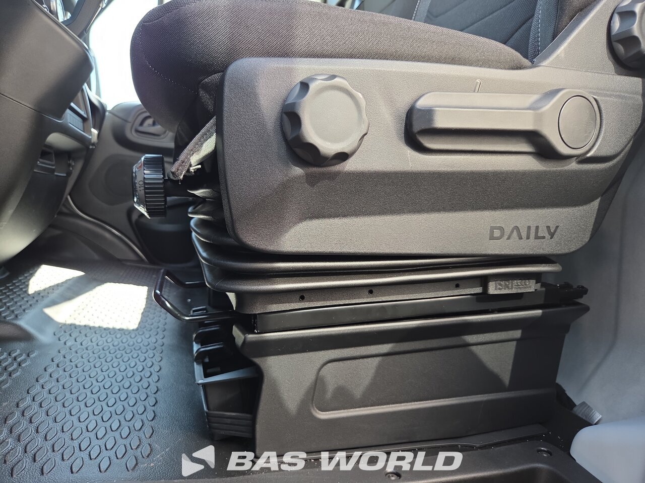 Other : Iveco Daily 35S18 Suljettu pakettiauto