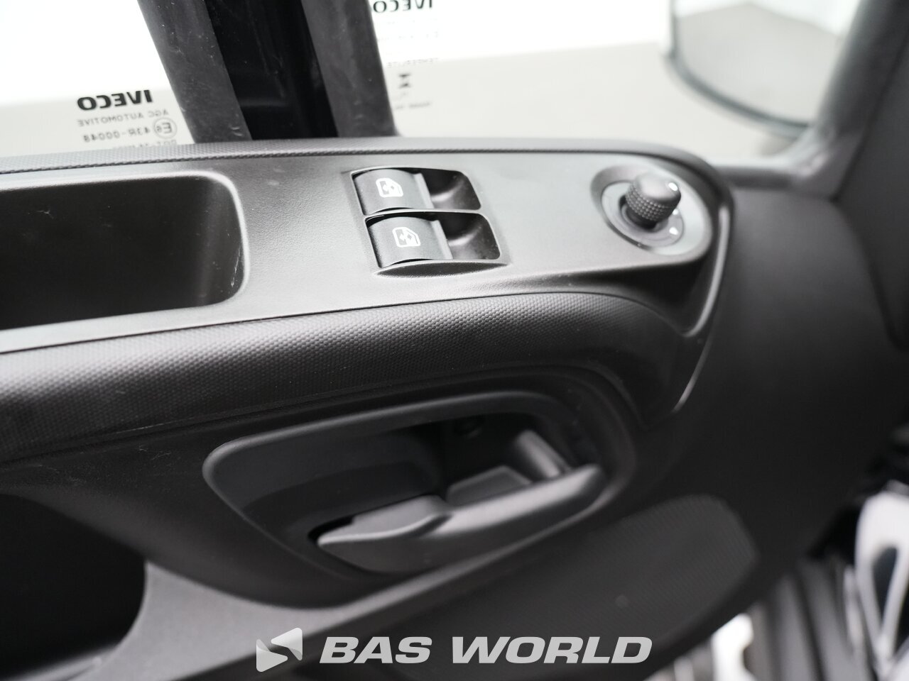 Other : Iveco Daily 35S18 Затворен ван