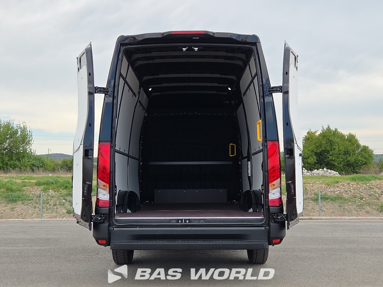 Other : Iveco Daily 35S18 Furgonetka
