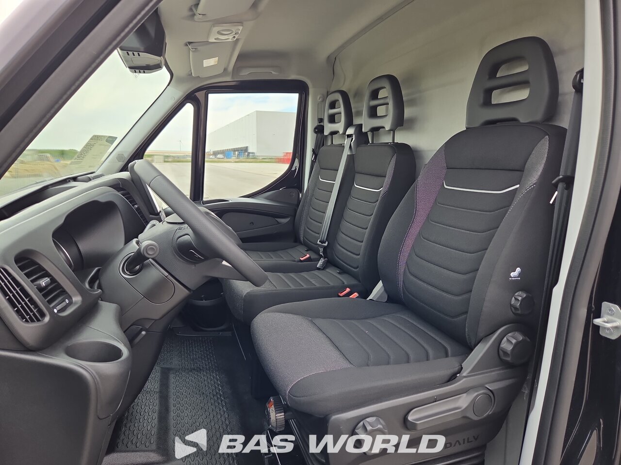 Other : Iveco Daily 35S18 Furgonetka