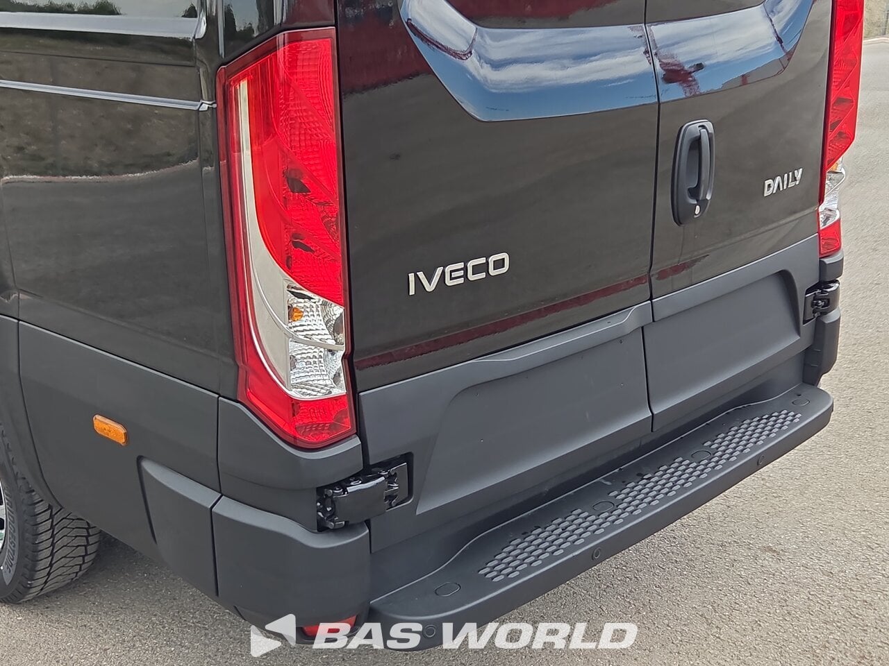 Other : Iveco Daily 35S18 Furgonetka