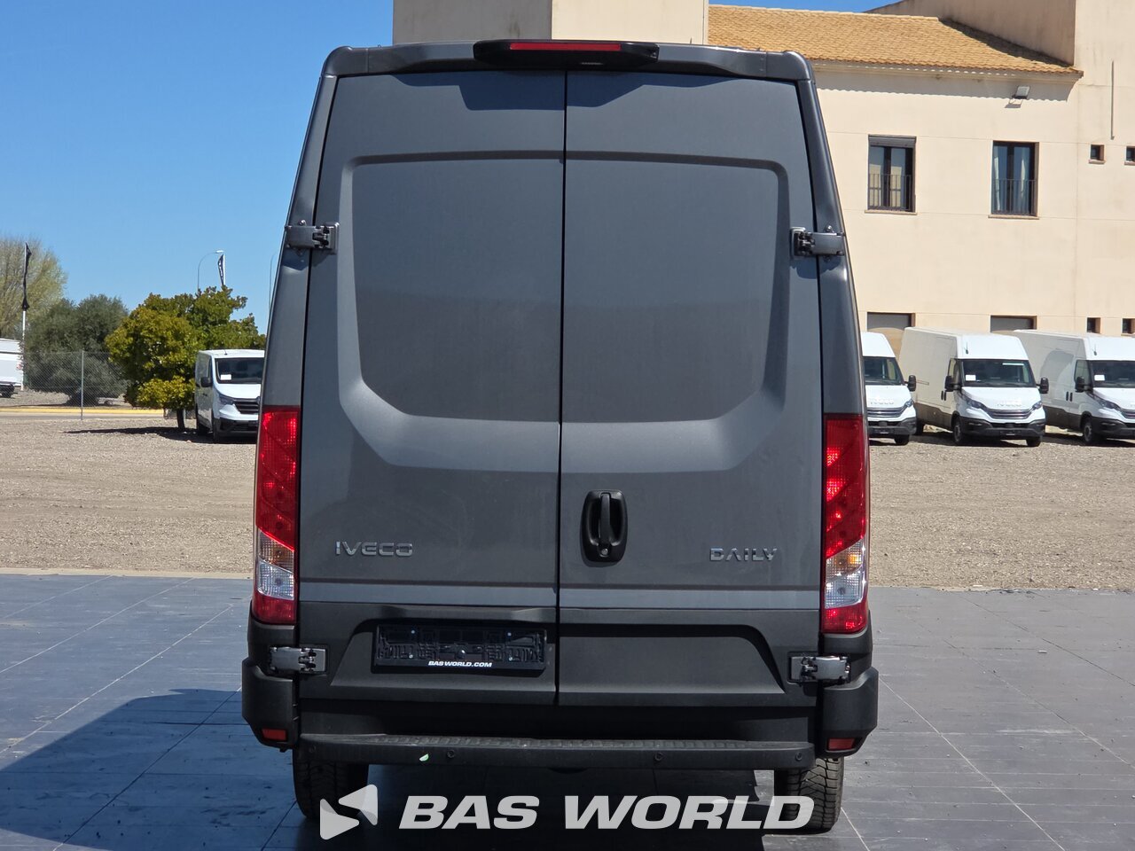 Other : Iveco Daily 35S18 Furgonetka