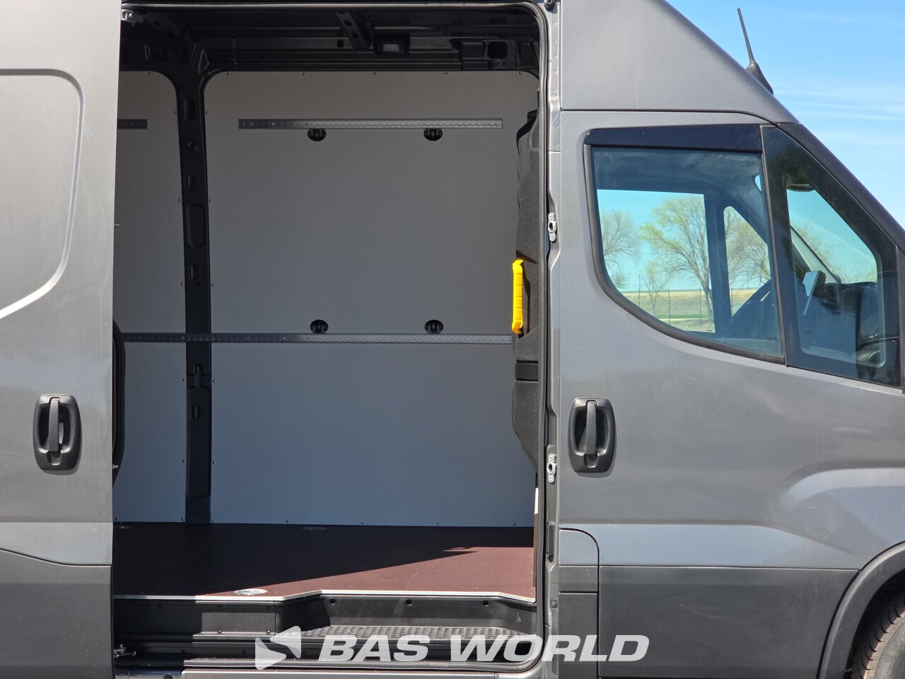 Other : Iveco Daily 35S18 Furgonetka