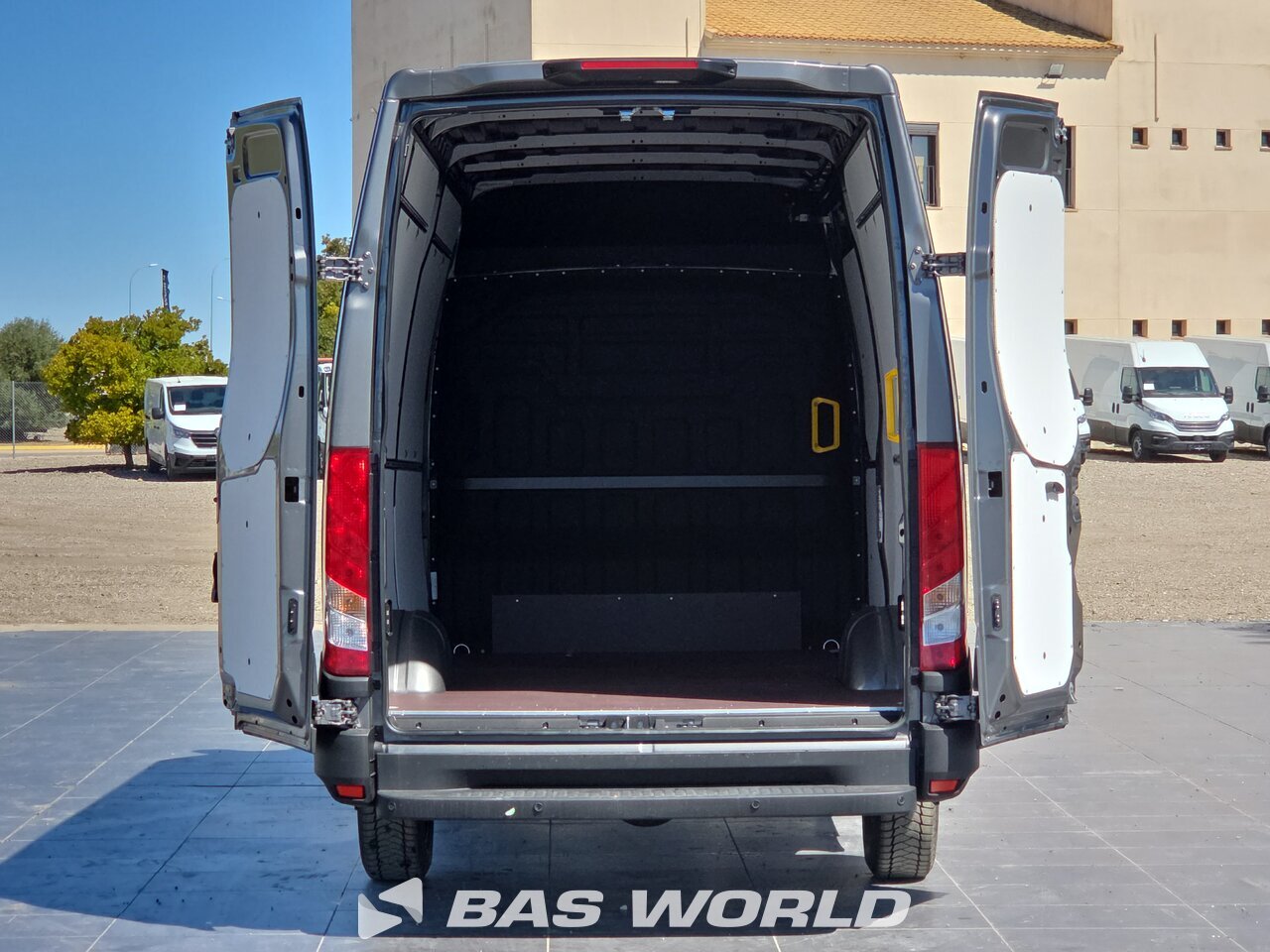 Other : Iveco Daily 35S18 Furgonetka