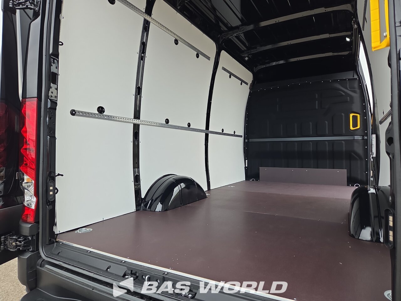 Other : Iveco Daily 35S21 Fourgon utilitaire