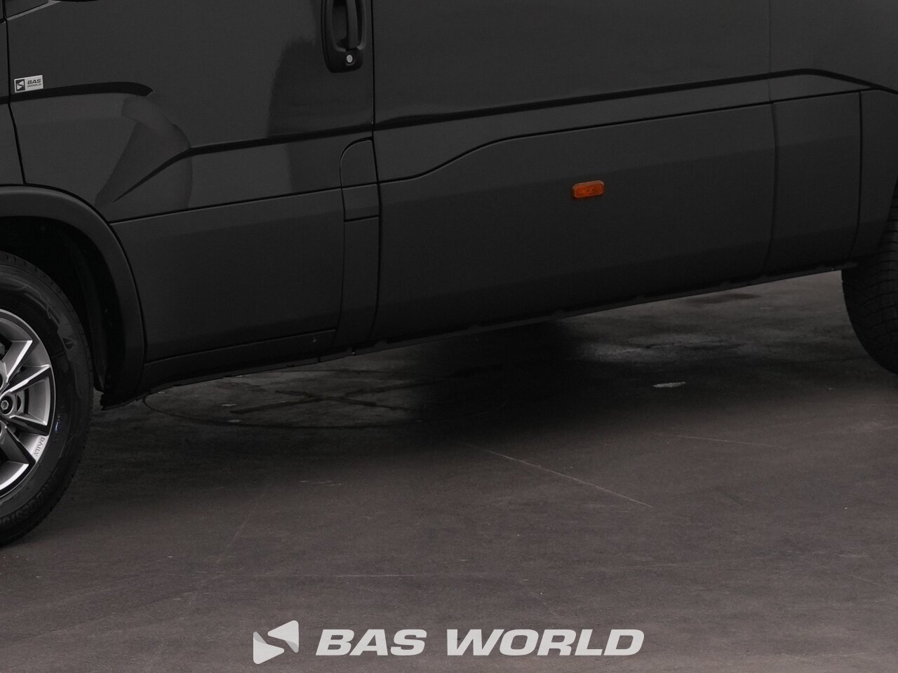 Other : Iveco Daily 35S21 закрыто