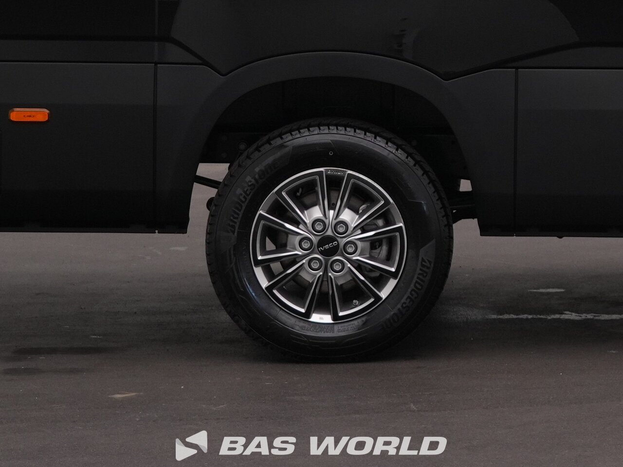 Other : Iveco Daily 35S21 закрыто