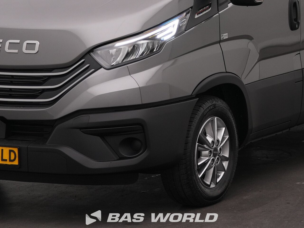 Other : Iveco Daily 35S21 Furgonetka